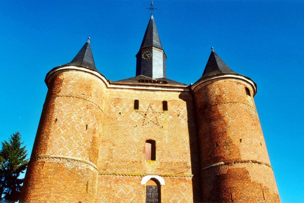 église fortifiée de Plomion