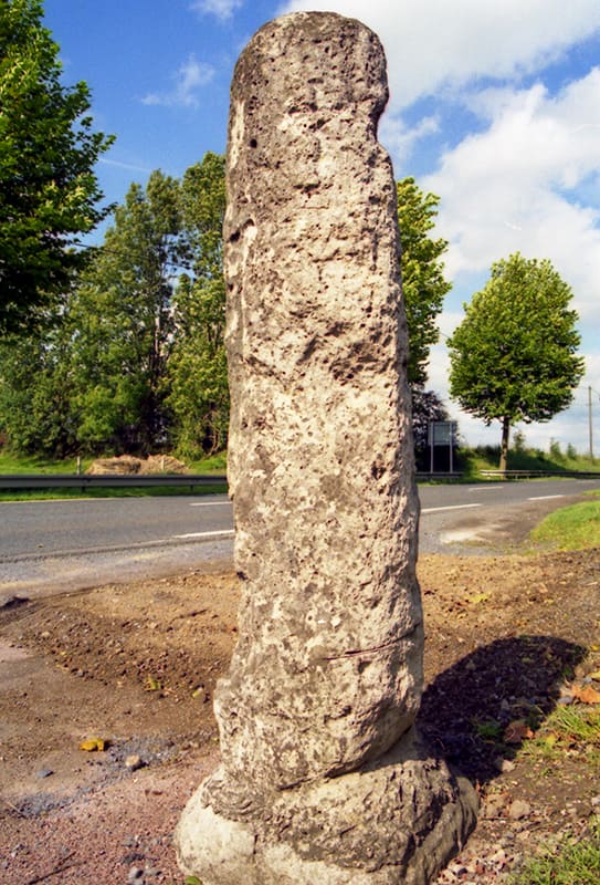 Borne milliaire de La Capelle — voie romaine Reims-Bavay