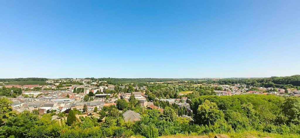 Vue panoramique de Guise depuis le promontoire du château